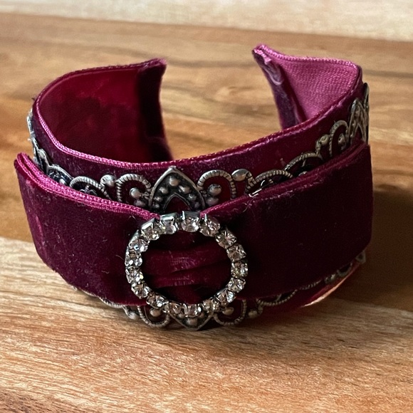 Victorian Steampunk Maroon Velvet & Metal Cuff - Picture 7 of 15